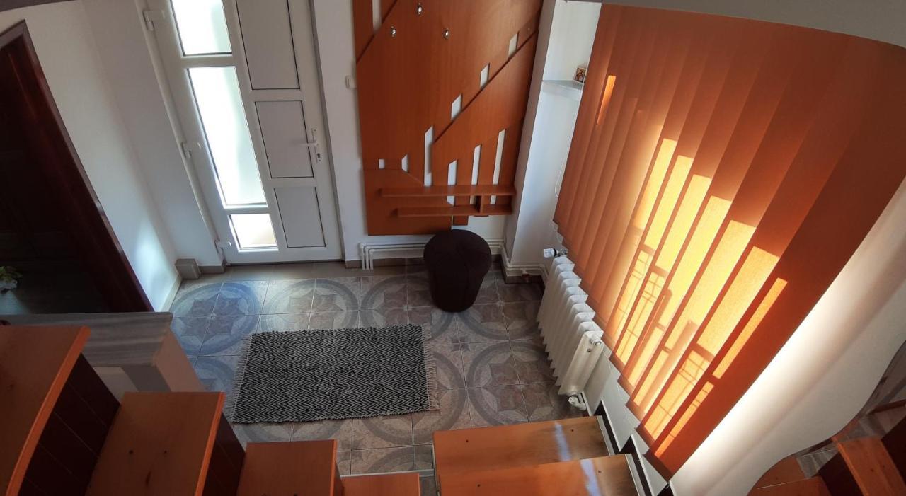 Casa Ultracentral Suceava Villa Luaran gambar