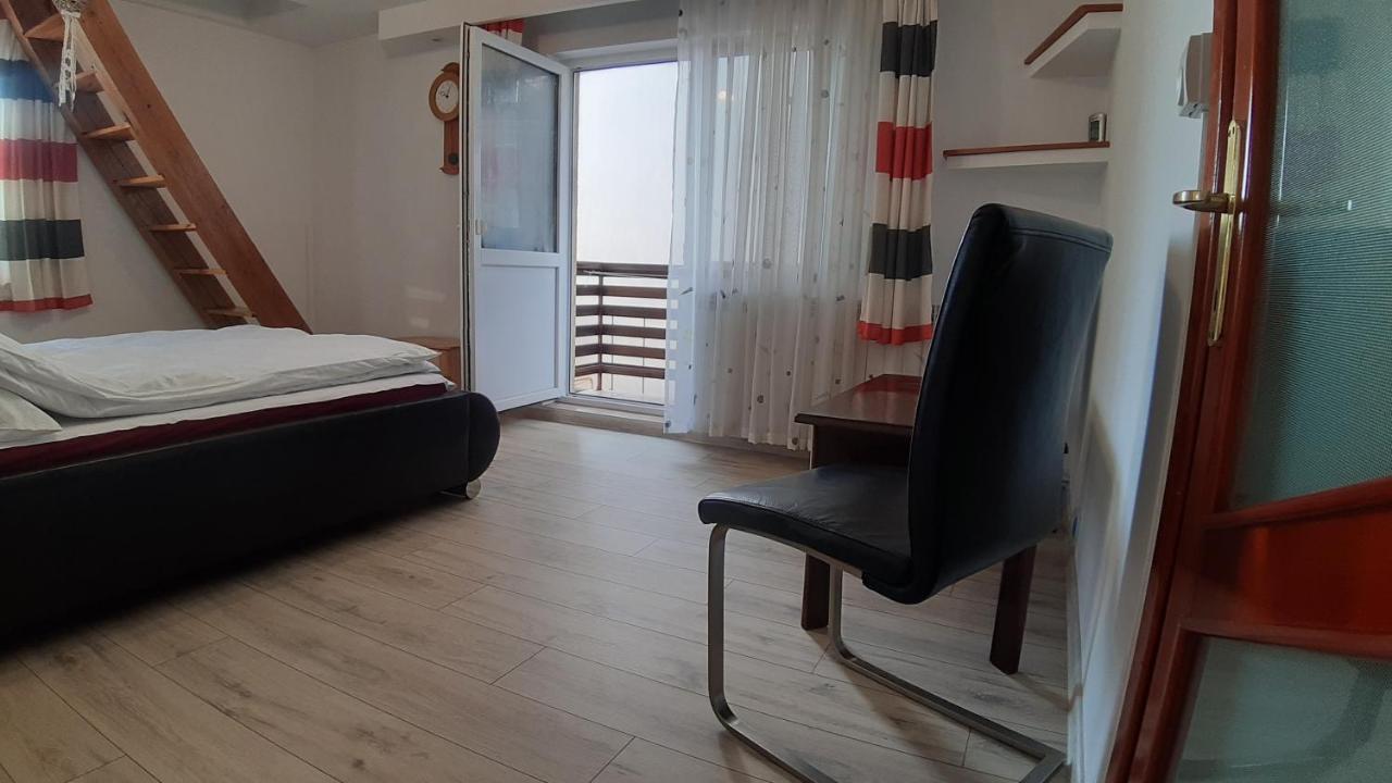 Casa Ultracentral Suceava Villa Luaran gambar