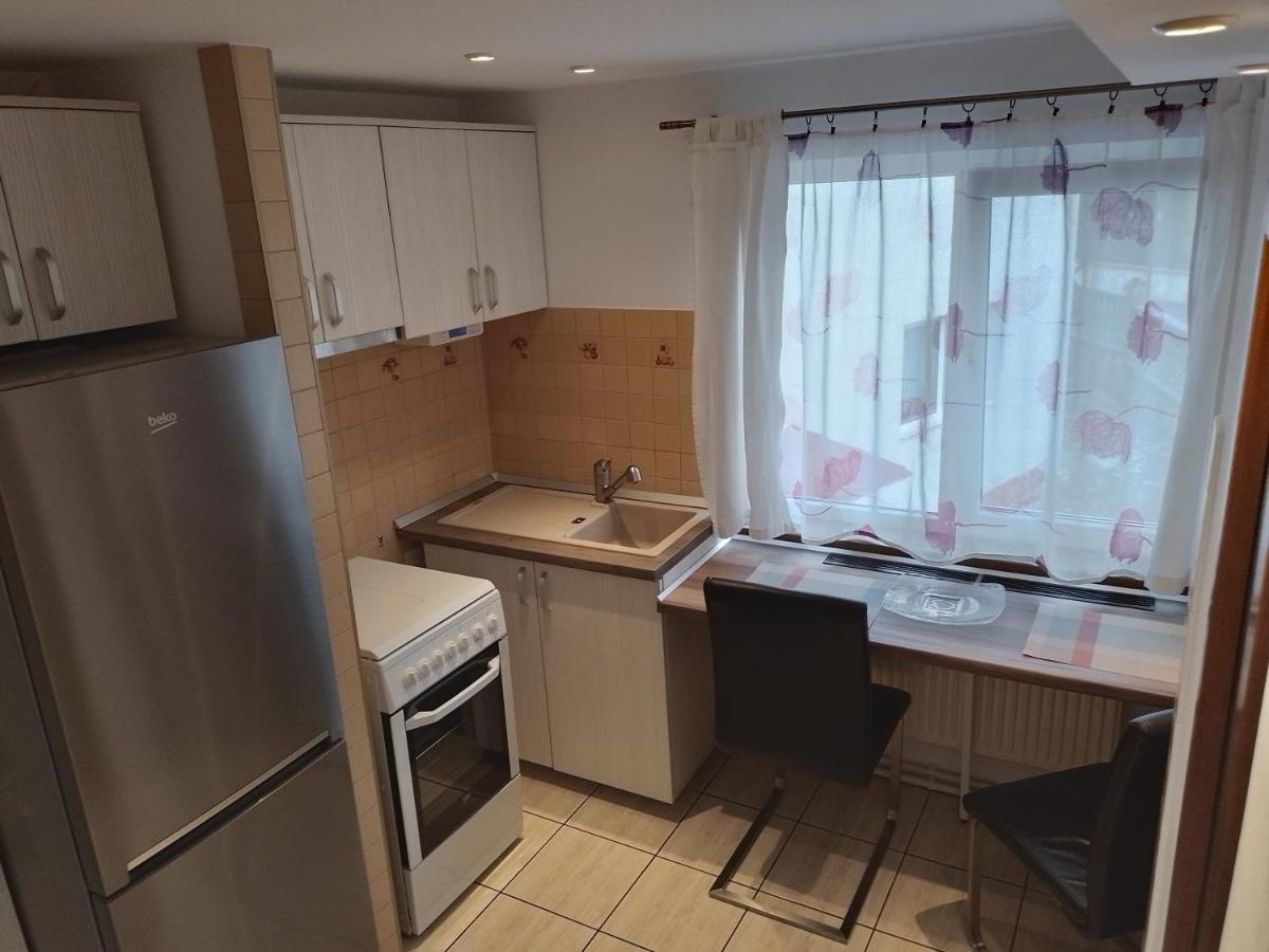 Casa Ultracentral Suceava Villa Luaran gambar